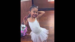 Download lagu Mavie vs Keyne dancing 🤣 mp3
