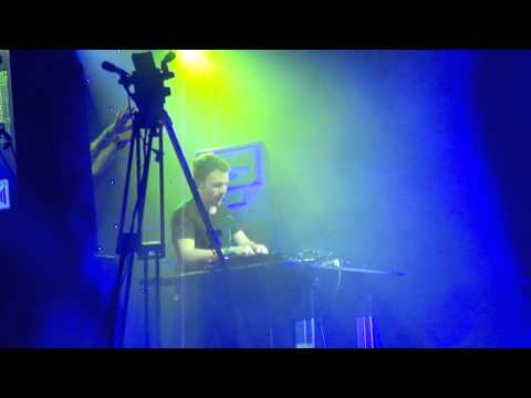 IGC 2011, Norin & Rad playing Mike Koglin vs Genix - Helion (Norin & Rad Mix).MP4