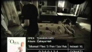 Download lagu opick.CAHAYA HATI mp3