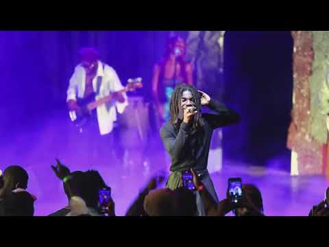 Pure Akan - Mensesa Me Ho (Nyame Mma Experience Live)