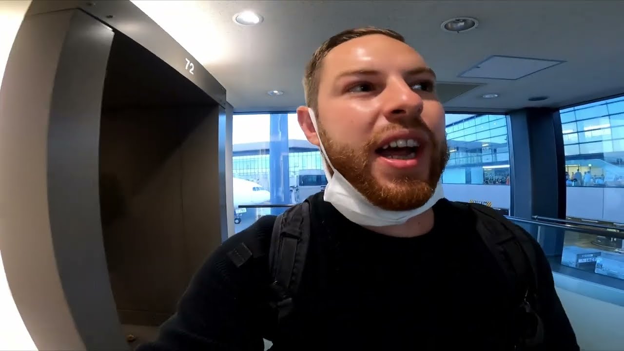 Japan Airlines JAL Sakura Lounge