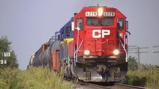 preview picture of video 'CP 6228 East (SD60) by New Lebanon, Illinois on 8-30-2012'