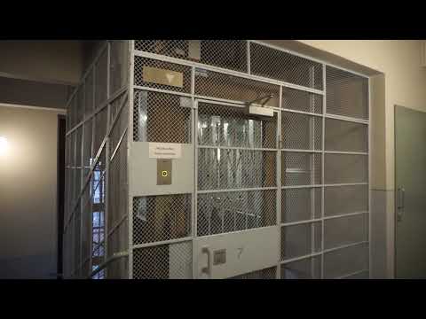 Nice cab! 1937 KONE traction elevator (mod by KONE) @ Elimäenkatu 9, Helsinki, Finland