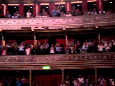 Standing ovation Prom 29: Simón Bolívar Symphony Orchestra plays Mahler