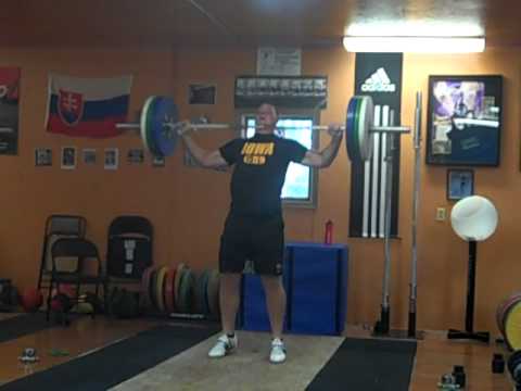 University of Iowa discus thrower, andy carman power snatching 198 pounds for 5