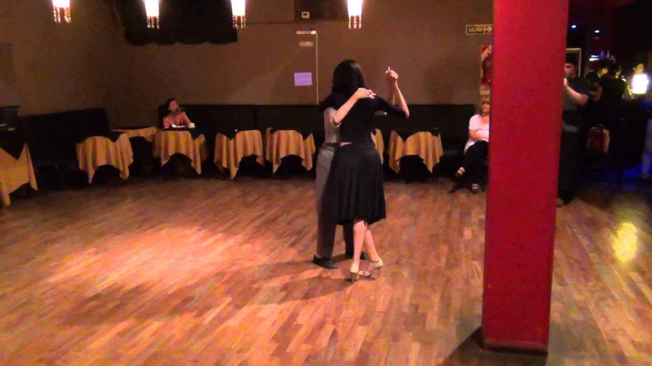 Susana Miller y Eva Garlez bailando Pugliese