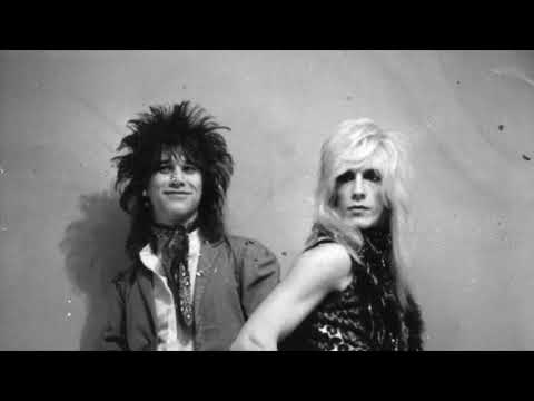 Glambone - Kery Doll interview