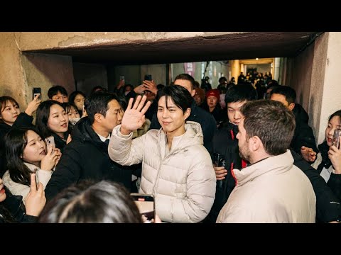 Park Bo-gum Stuns the Olympics in Milan — Fans Cry “He Brought All Happiness!”