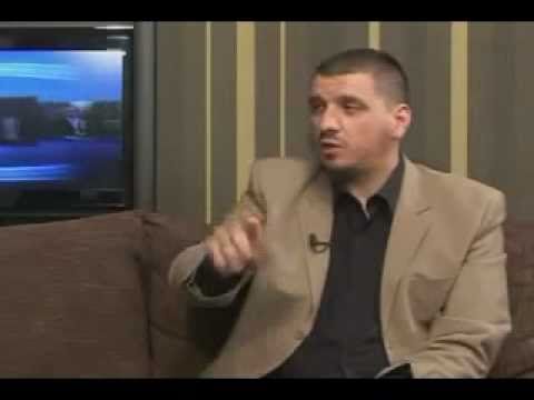 Enis Rama (zhveshja e femrave dhe ruajta e shikimit)