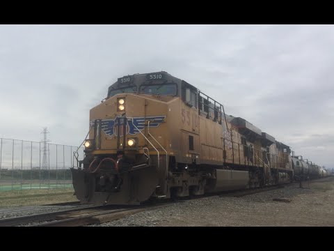 Rare! Dual FPAB! Union Pacific 5510 & 5512 Lead CP 467 @ Beddington North - Calgary AB