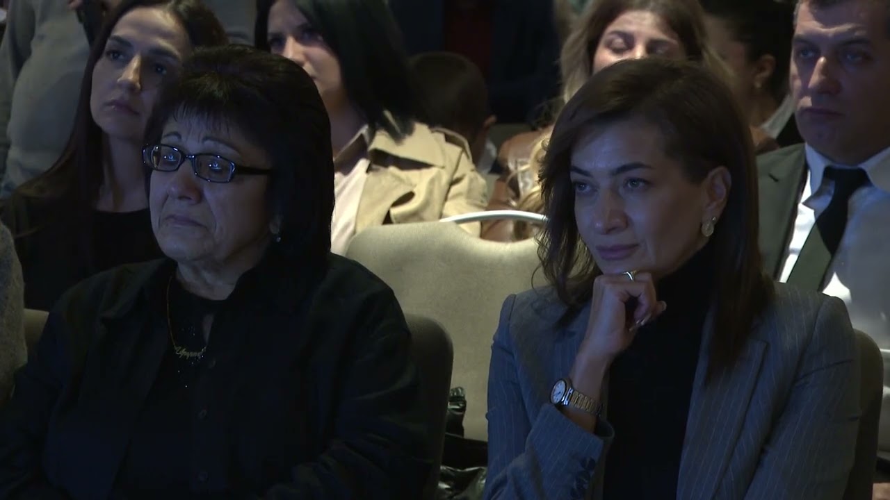 ՀՀ վարչապետի տիկինը մասնակցել է լրագրող Նանե Արզումանյանի հեղինակած «Արցախի հրամանատարը` տնից խրամատ» գրքի շնորհանդեսին