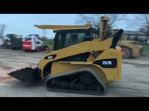 Cat 257b weight