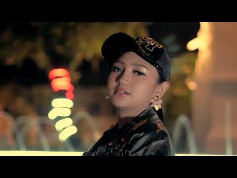 Jihan Audy - Aku Rapopo [Gallery Video Music]