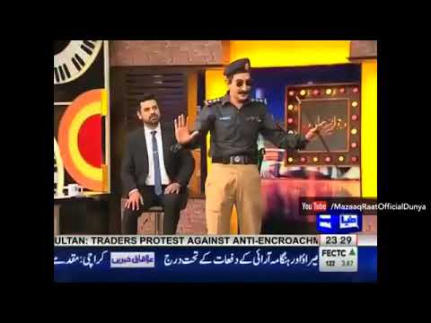 Reham Khan   Policeman Afzal Nirgoli Best Romantic Performance Ever