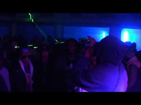 Concerto ThugPaxiOn & Anuku lorosae(Bar o Golfinho Costa da caparica 06.01.2012)