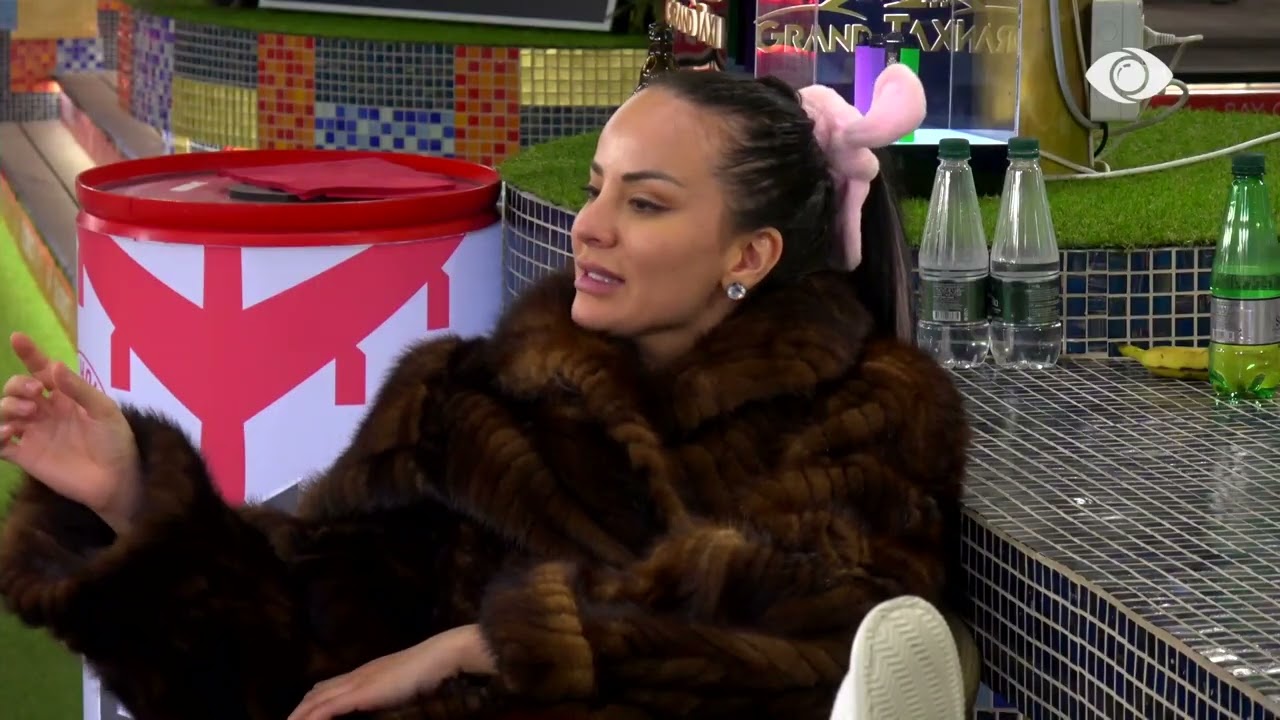 “Nëse nuk e kanë bërë me të keq, t*ap e kanë pjesë të fjalorit”/ Sara-Juli: Roza…