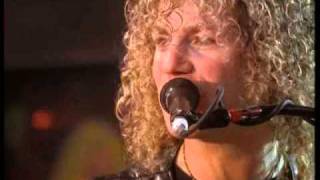 Bon Jovi - Lay your hands on me - Live from Wembley Stadium 1995