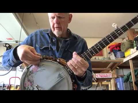 5string bluegrass & 4 string, same banjo