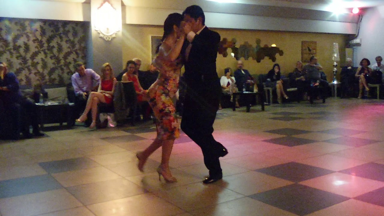 MANUELA D'ORAZIO y PABLO DANIEL MARTINEZ ..tango Asi' al CleoCafe'..4
