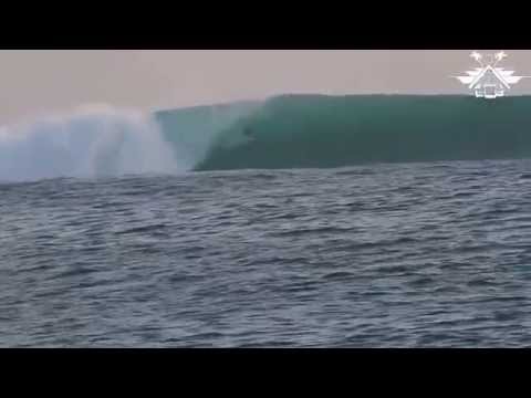 Kandui Villas Mega Swell
