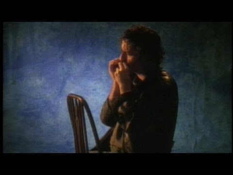 Vilain Pingouin - Sous la pluie