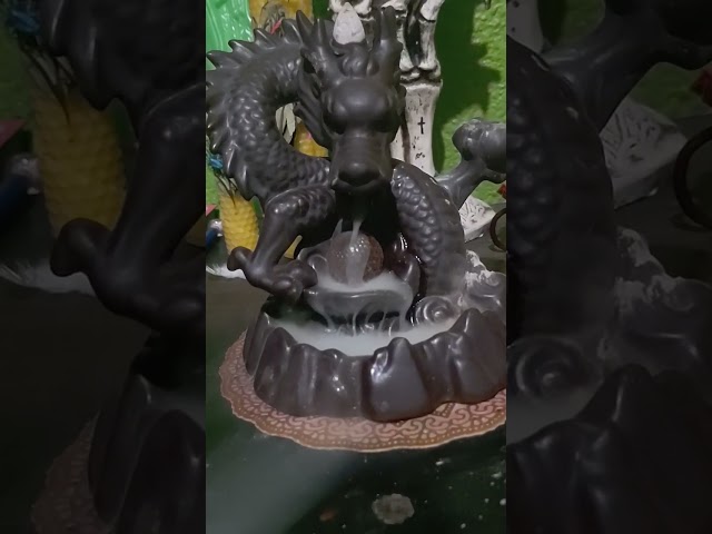 Vídeo relacionado con Quemador de Incienso Dragón Plateado Calavera Resina Incensario Varillas Palos Sticks Puckator Soporte de Palo decoración del hogar con Dragones