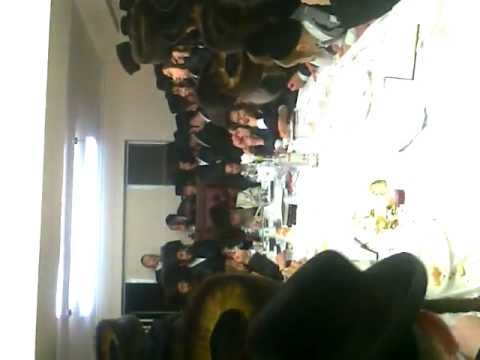 Kretchniff Siget Rebbe shalosh sudos in his London Bais Hamedresh. Pt 2  קרעטשניף סיגעט