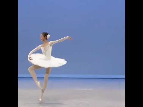 “Xinyue Zhao, Grand Pas Classique Variation 👑 #balletclassical   @valewood”