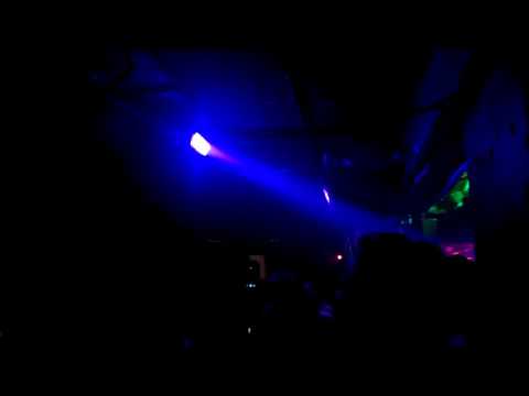 Grum @ Play - Grum - Something About You