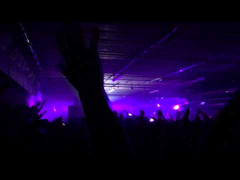 Len Faki @ Tobacco Dock