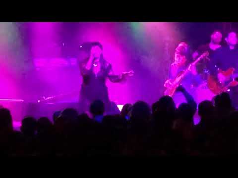 Thievery Corporation - Sweet Tides (live)