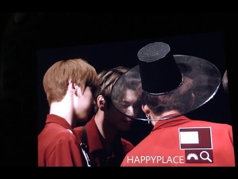 180610 Wanna One ( 워너원 ) at Sangam Fansign