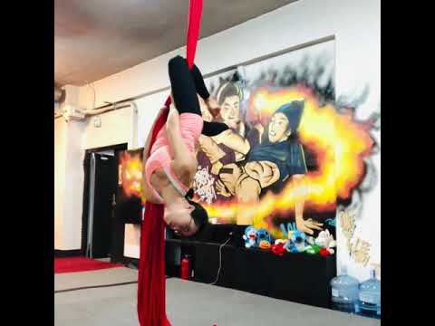 Aerial silk basic level 1 sequence