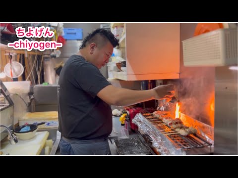 ¡Yakitori se vende mejor que los restaurantes Yakitori! ? ¡Sashimi variado por 500 yenes! ¡Olla caliente de despojos barata! ¡Famosas alitas de pollo! ¡Izakaya abierto hasta las 4 a.m.! !