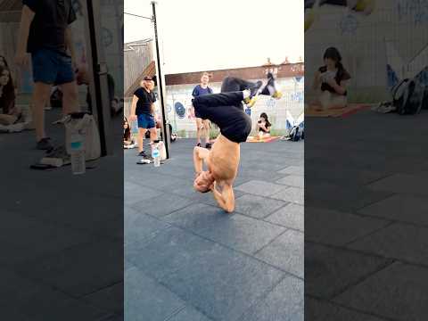 That freeze #killasebi #sebijaeger #breakdance #bboy #youtubeshorts