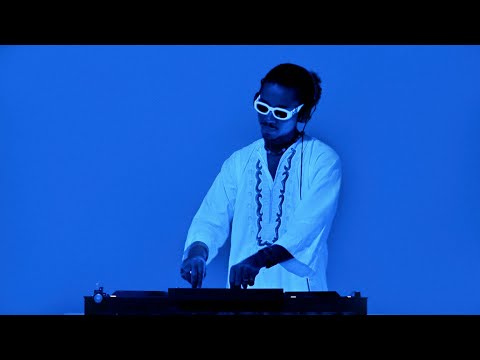 KOLO - Gwowòch (Visualizer) ft. Erol Josué