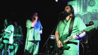 Green Men - Unsuccessfully Coping With The Natural Beauty Of Infidelity