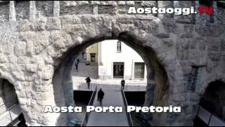 preview picture of video 'Aosta vista da un Drone Riprese Tv della città di Aosta Porta Pretoria'