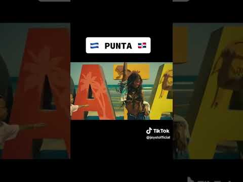 Crazy Caribbean punta dance at Happy Harry’s @PioLaDitingancia  @Jeyel