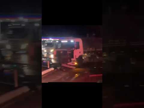 Colisão entre carro e carreta mobiliza equipes na BR-277 em Campo Bonito