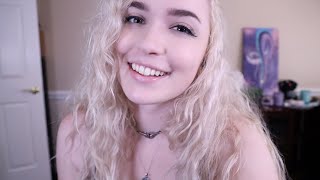 ♡ Bubbly Girlfriend wants to BOTHER you w/ hugs & mwahs! ♡ ASMR *:･ﾟ✧
