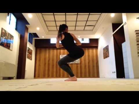 Come fare Parivritta Bandha Garudasana