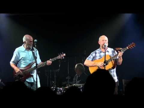 Dave Pegg & Bob Fox sing 'Water of Tyne' & 'Big River' at Butlins, Skegness, 4th December 2011