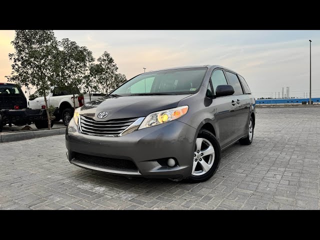 Toyota Sienna 2017 video
