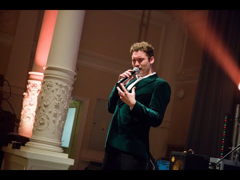 Zdeněk Barnett jako Luděk Sobota, Hana Zagorová a Karel Gott - Maturitní ples IT4 Tábor SSSI 2022