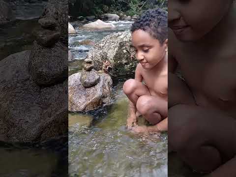 Fiz uma torre de pedra!