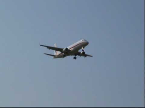 Poland Government SP-LIH landing at Ferihegy