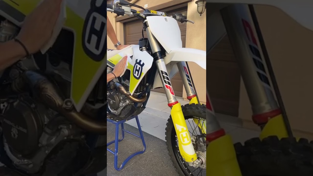 Attention à pas astiquer votre moto, elle fait des bruit bizarres après 😂