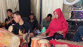 Download lagu Pagelaran Seni Kuda Kepang Banyumasan - SEKAR TANJUNG - Krenceng Kejobong mp3