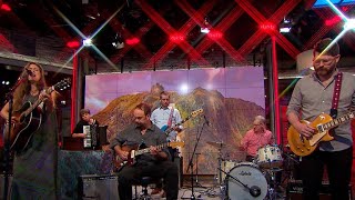 Saturday Sessions: Offa Rex performs &quot;Flash Company&quot;